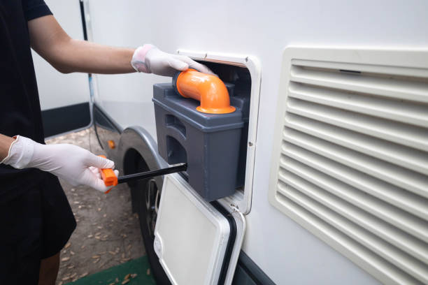 Best Portable bathroom rental  in Salineville, OH